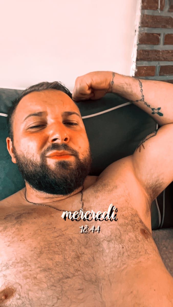 Profil von Latif