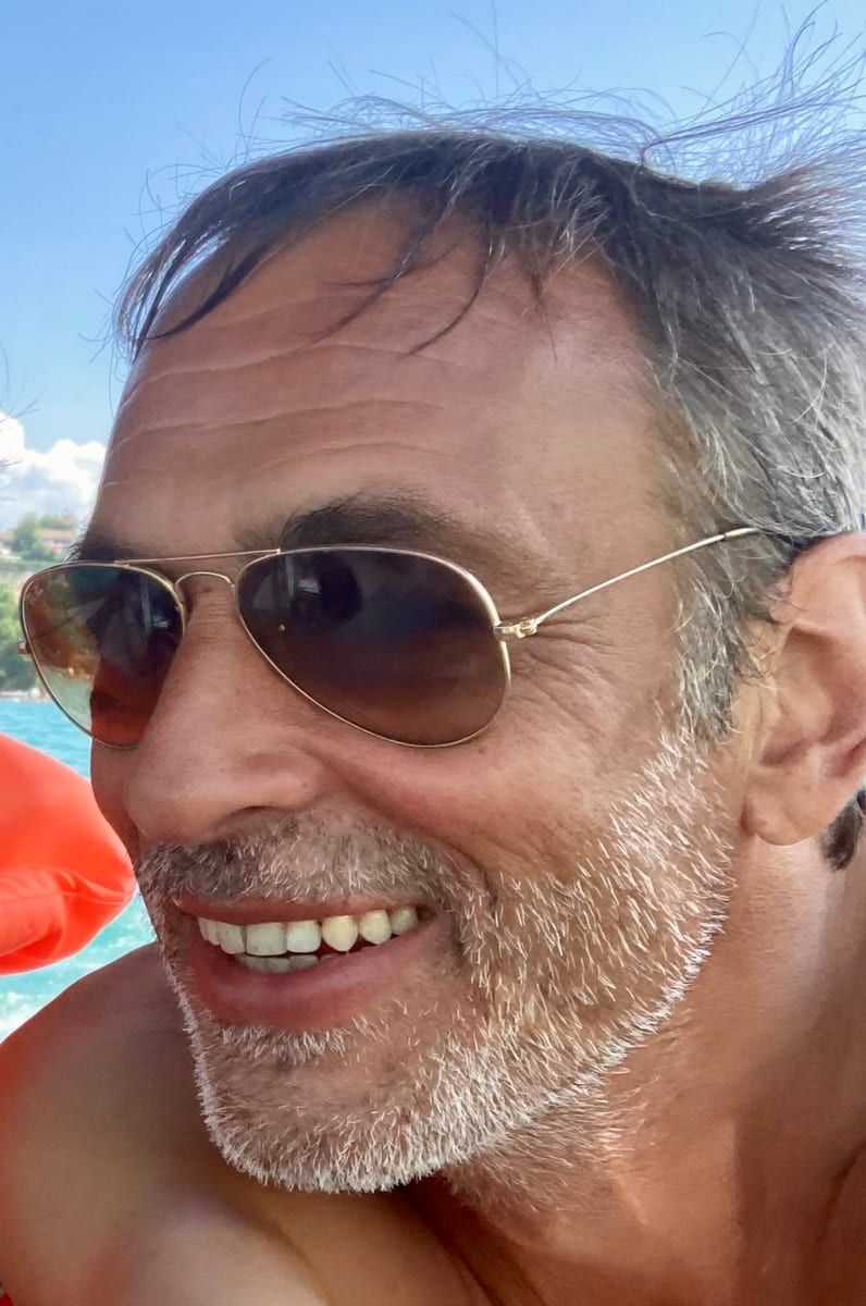 Profil von Kamel